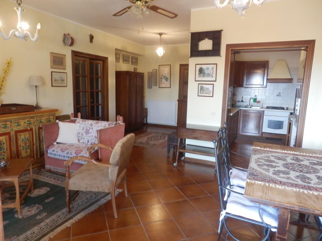 Appartamento Victor Tuoro sul Trasimeno Exterior foto